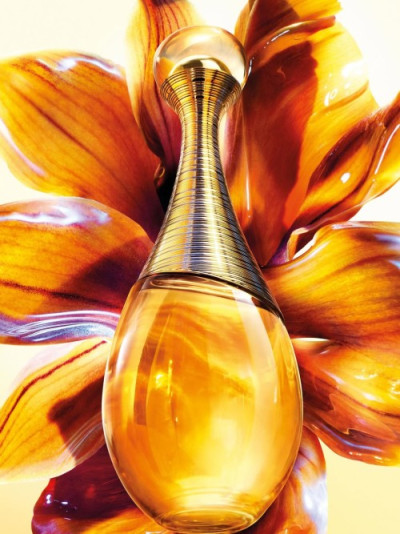 Dior - J'adore Intense w/ Charlotte Evrard